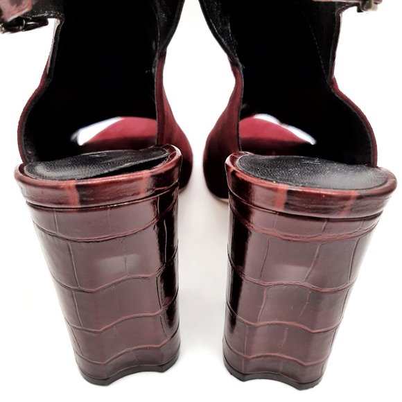 M. Gemi Stagione Burgundy Croc Embossed Suede Ankle Strap Heels SZ 37.5 - Picture 6 of 11